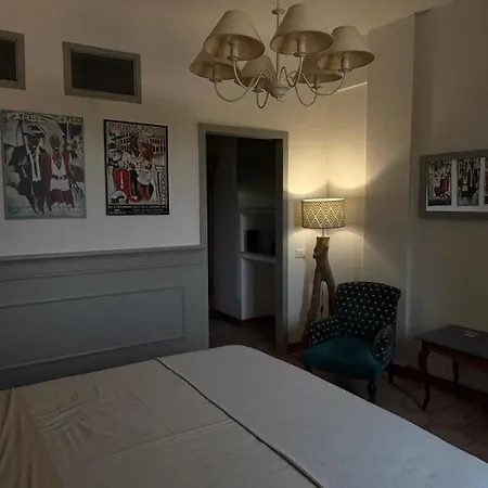 La Pausa Oda ve Kahvaltı 3*