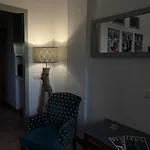 La Pausa 3*