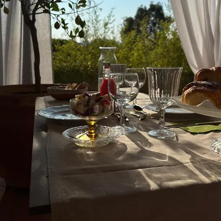 La Pausa לינה וארוחת בוקר 3*