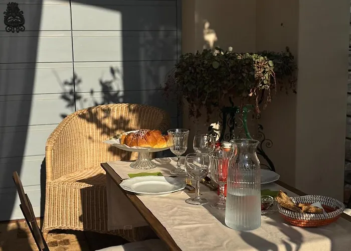 فندق مبيت وإفطار La Pausa 3*