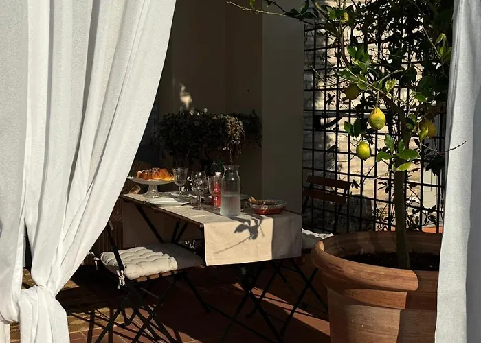 فندق مبيت وإفطار La Pausa 3*