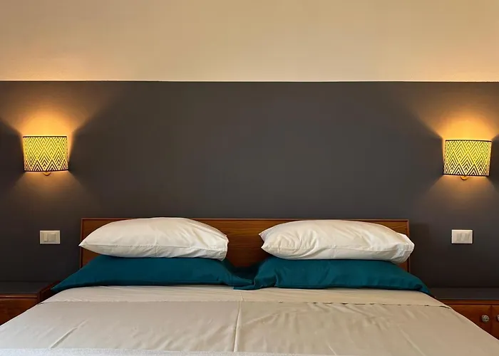 La Pausa فندق مبيت وإفطار 3*